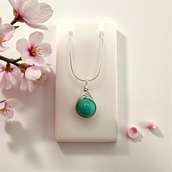 Silver Herringbone Wire Wrapped Blue Gemstone Necklace - Picture 7 of 10